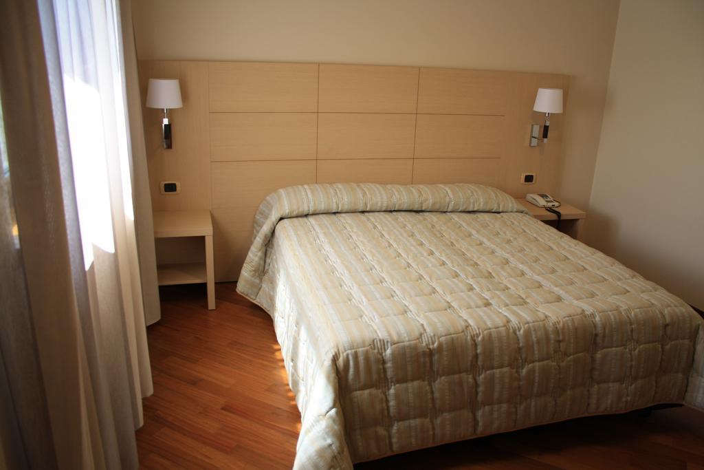 Ottagono 4* Andria